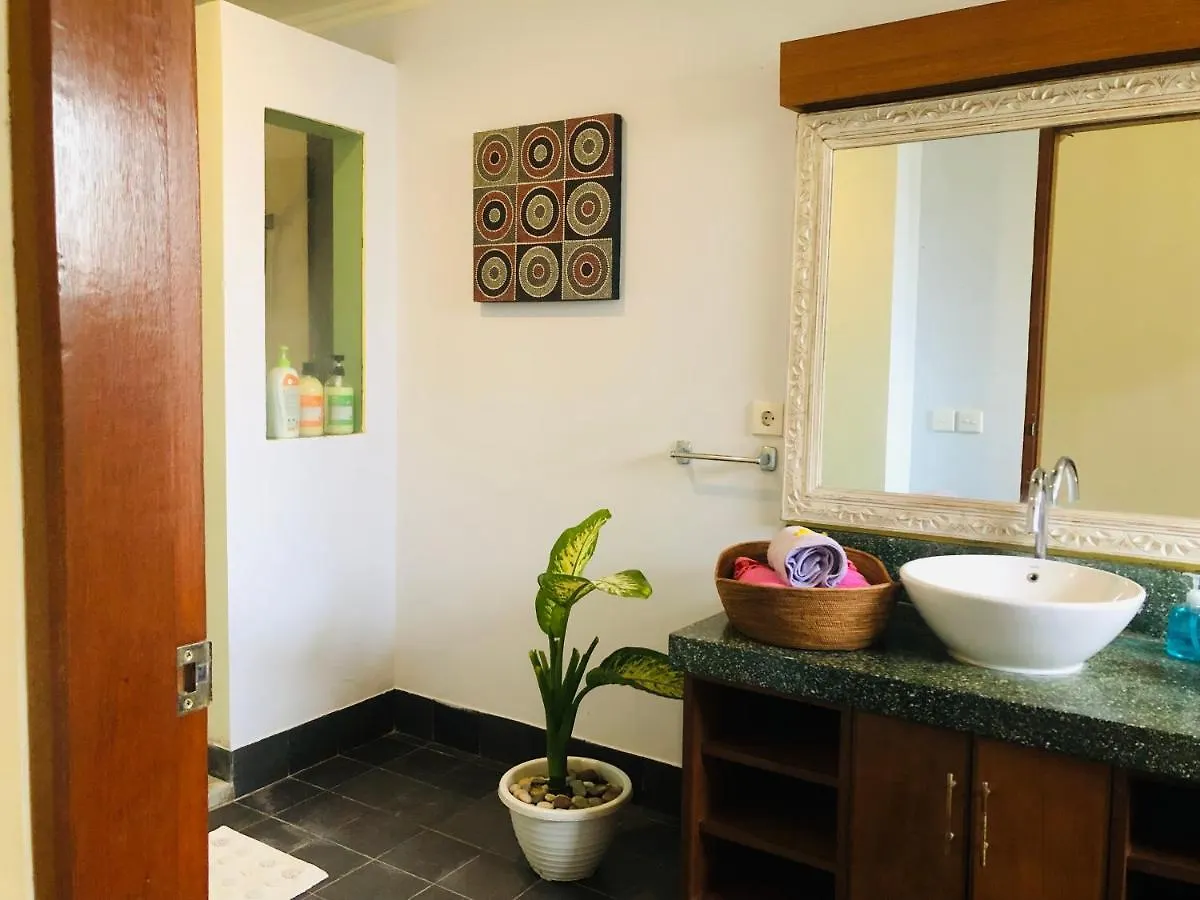 Villa Abhista Seminyak スミニャック
